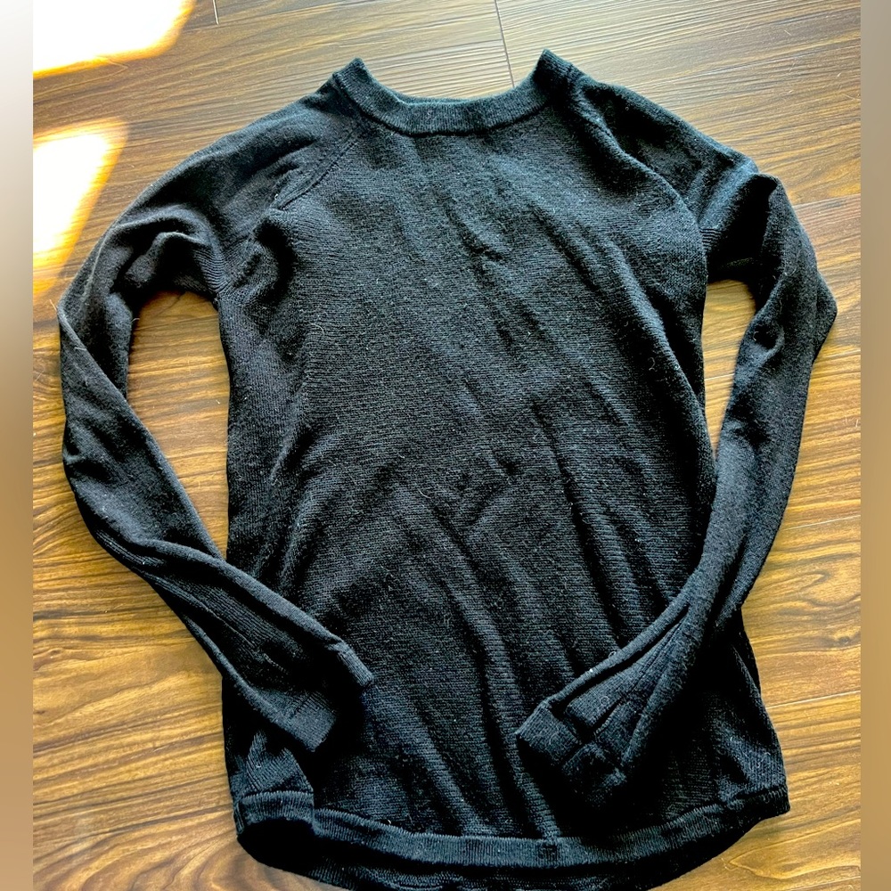 Lulu lemon black sweater